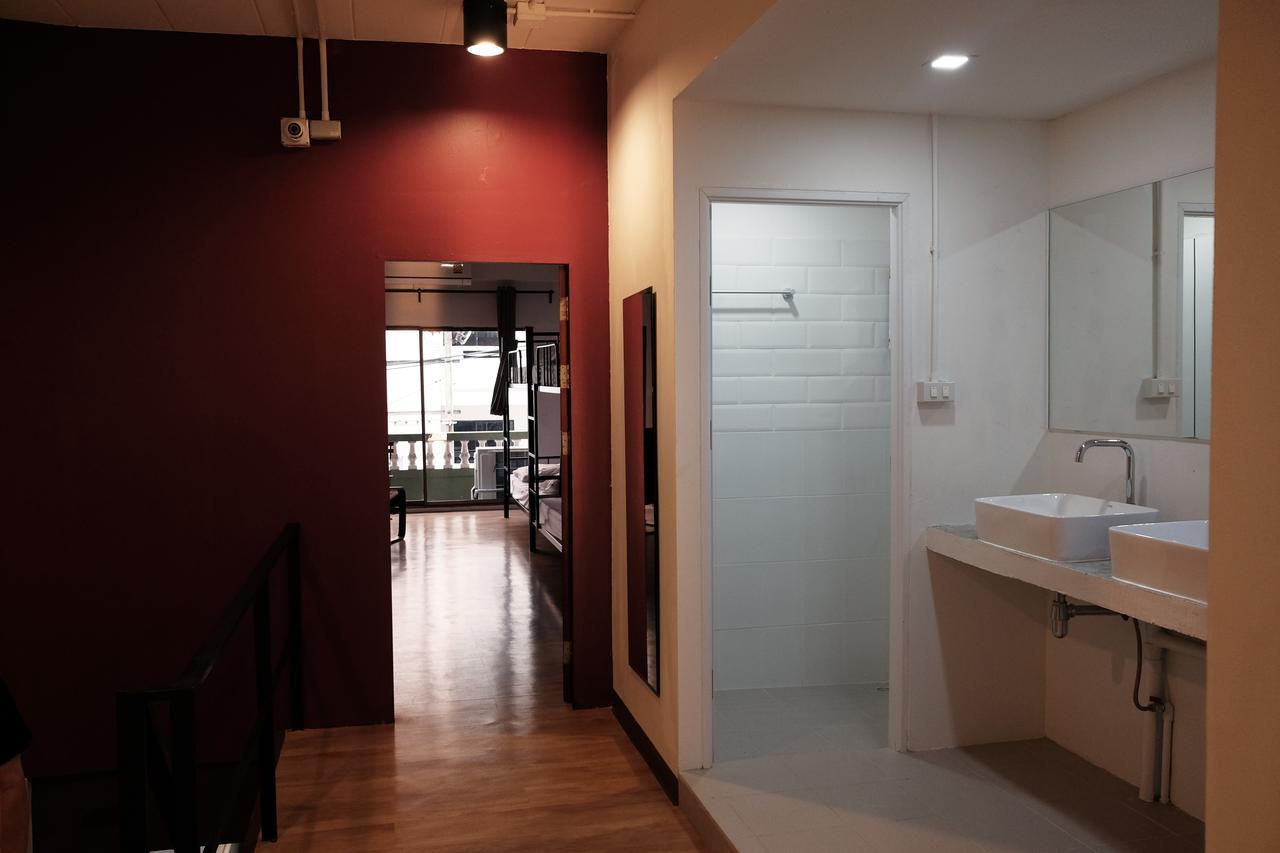 Phresh Hostel Bangkok Bagian luar foto