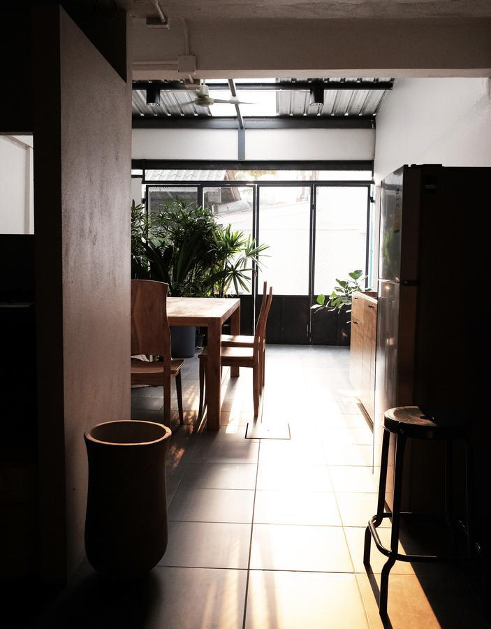 Phresh Hostel Bangkok Bagian luar foto
