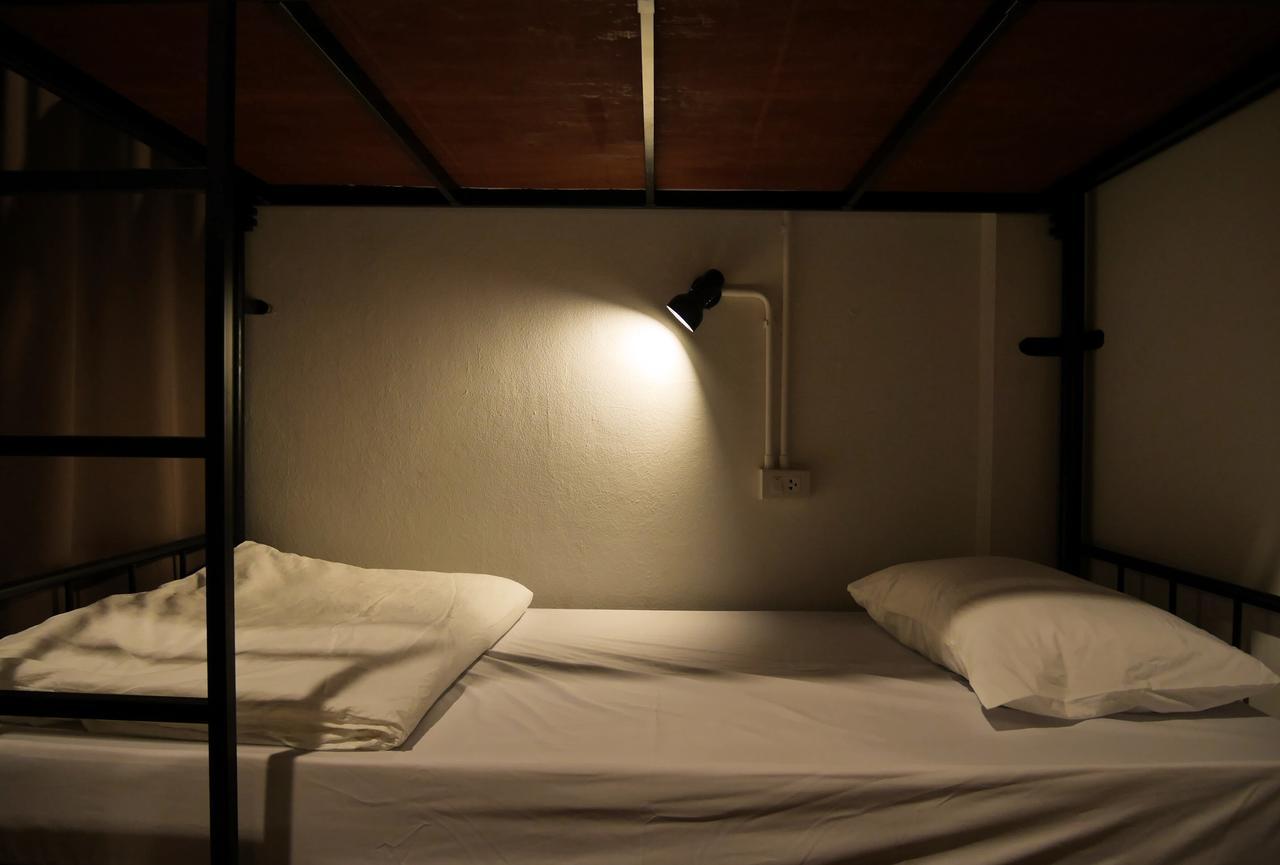 Phresh Hostel Bangkok Bagian luar foto