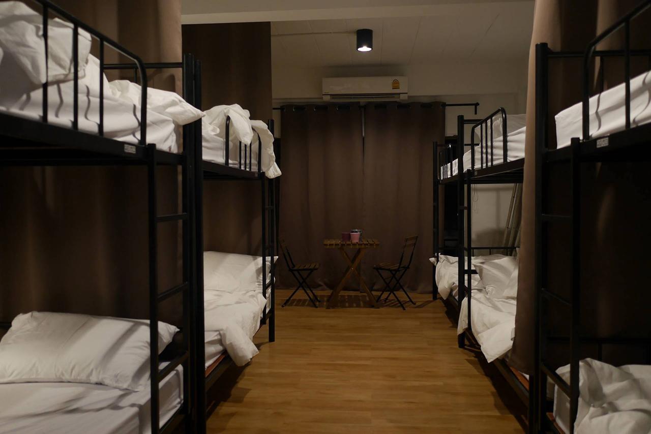 Phresh Hostel Bangkok Bagian luar foto