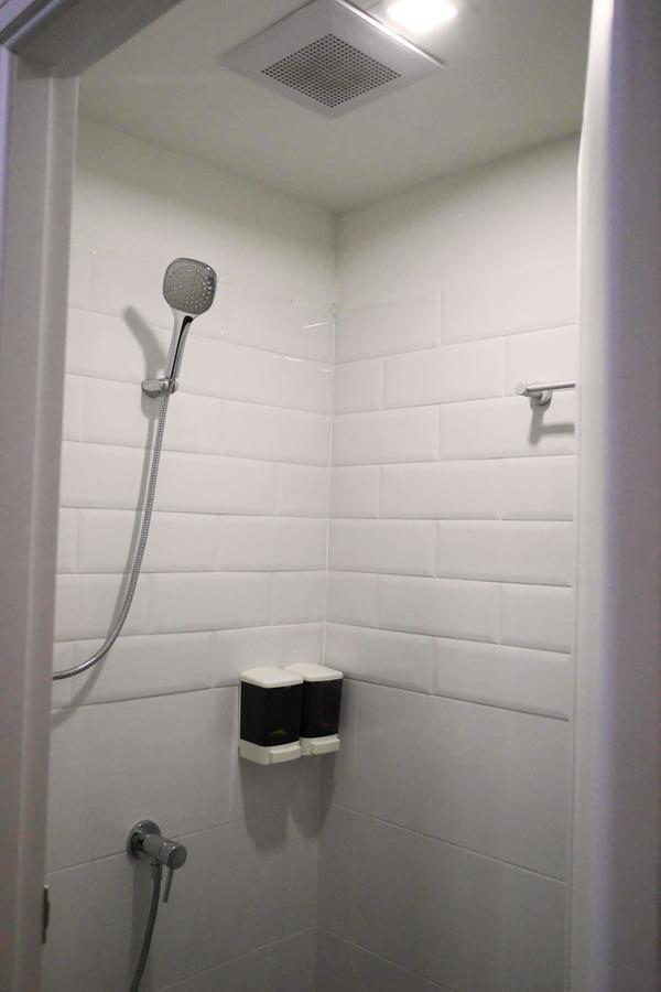 Phresh Hostel Bangkok Bagian luar foto