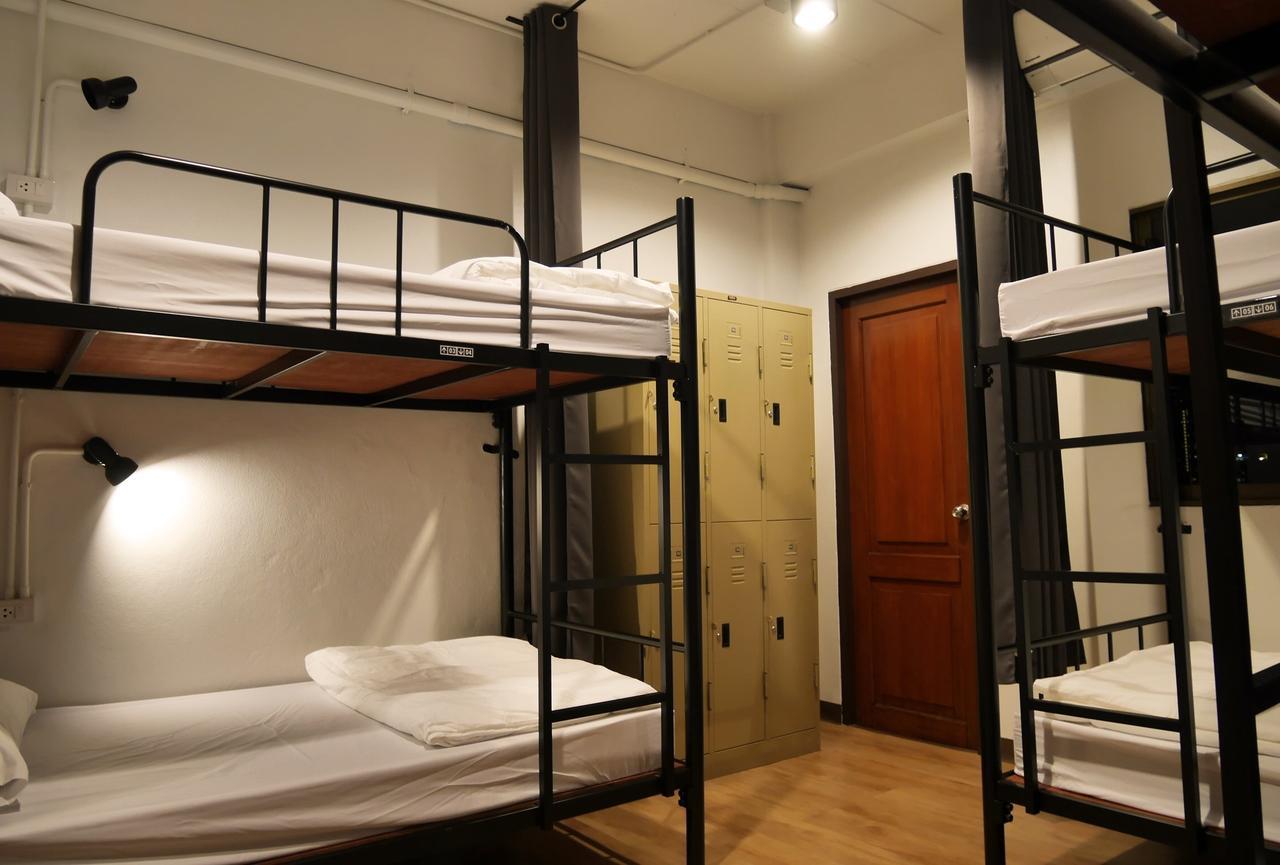 Phresh Hostel Bangkok Bagian luar foto