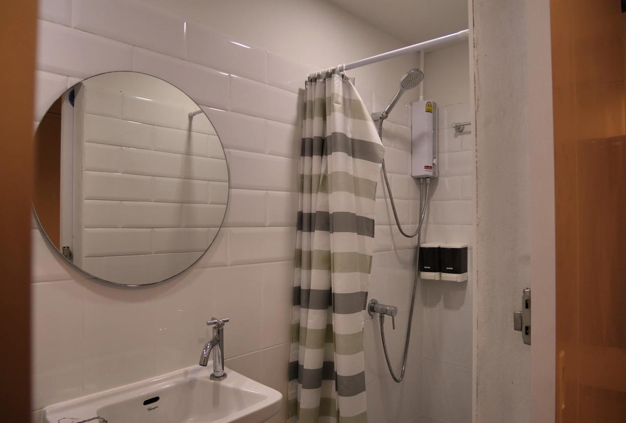 Phresh Hostel Bangkok Bagian luar foto